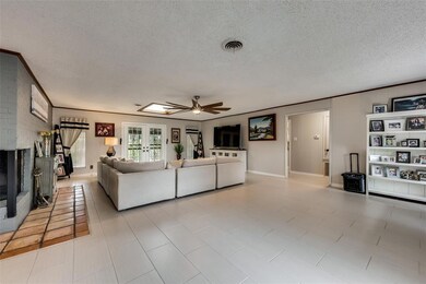 6916 Evergreen Ct, Weatherford, TX 76087 - photo 4