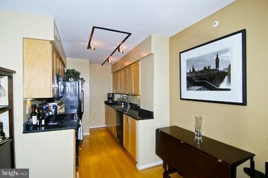 1520 16th St NW unit 401, Washington, DC 20036 - photo 6