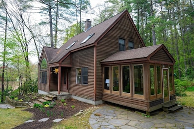 8 Kingman Rd, Amherst, MA 01002 - photo 3