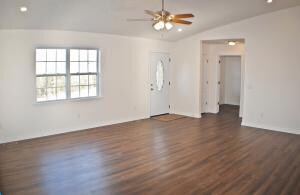 Living room (2)