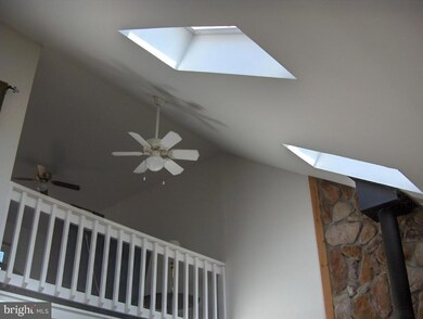 145 N Vista Dr, Lock Haven, PA 17745 - photo 5