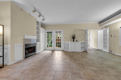 4900 Floyd St unit 4, Houston, TX 77007 - photo 3