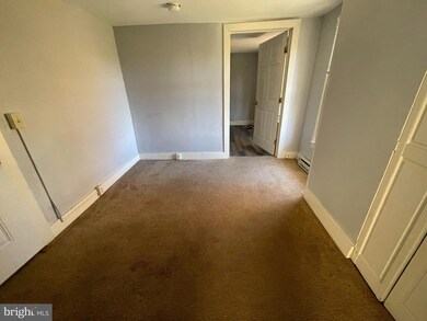 113 Fulmer Rd unit 4, Perkiomenville, PA 18074 - photo 5