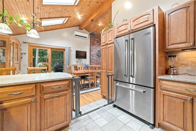 10 Watchaug Ln, Charlestown, RI 02813 - photo 6