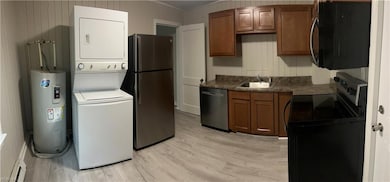 1712 Todd St unit B, Norfolk, VA 23523 - photo 2