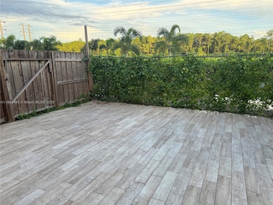 15421 SW 133rd Place unit 911, Miami, FL 33177 - photo 6