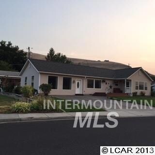 1108 1st St, Asotin, WA 99402 - photo 3