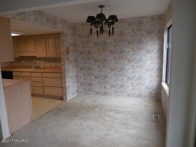 232 Falkirk Ct unit C, Kalamazoo, MI 49006 - photo 5