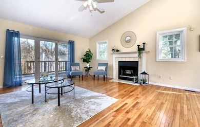 39 Arborwood Dr, Burlington, MA 01803 - photo 4