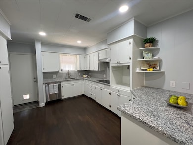 1417 Carlisle St, Rosenberg, TX 77471 - photo 3