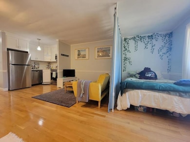 18 Glencoe St unit 32, Brighton, MA 02135 - photo 2