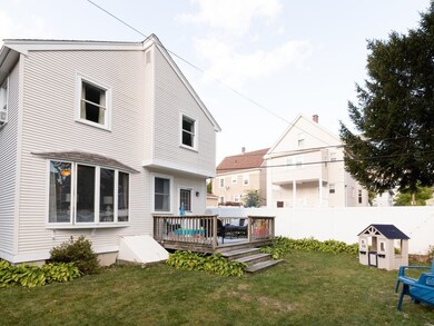 32 Hillcrest St, West Roxbury, MA 02132 - photo 3