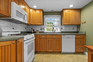 176 Evans St, North Weymouth, MA 02191 - photo 6