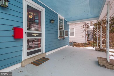 1159 Villanova Ave, Swarthmore, PA 19081 - photo 2