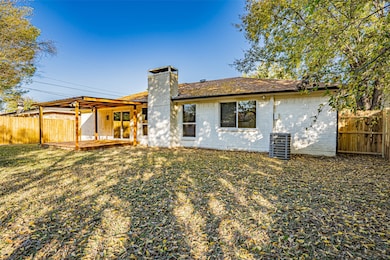 6901 Bennington Dr, Watauga, TX 76148 - photo 7