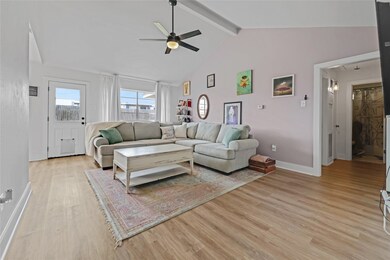 5818 Hoover St, Houston, TX 77092 - photo 4