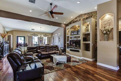 003_Living Room