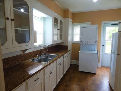 Kitchen cabinets