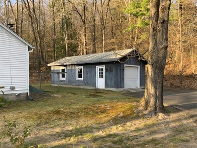 208 N Silver Ln, Sunderland, MA 01375 - photo 2