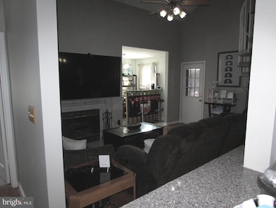 602 Moonglow Rd unit 304, Odenton, MD 21113 - photo 5