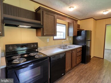 3662 Stoney Creek Rd, Edinburg, VA 22824 - photo 2