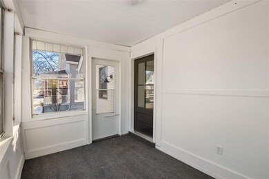 1116 10th St NW, Cedar Rapids, IA 52405 - photo 3