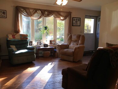 28 Justin Cir unit 11/58/16, Londonderry, NH 03053 - photo 7