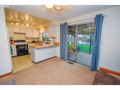 1831 Tamarack Ct, Forest Grove, OR 97116 - photo 7