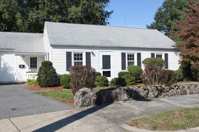 15 Caulfield Cir, Newton Center, MA 02459 - photo 5