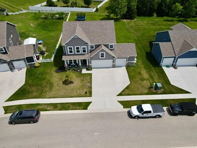 242 Lilly Ln, Batesville, IN 47006 - photo 3