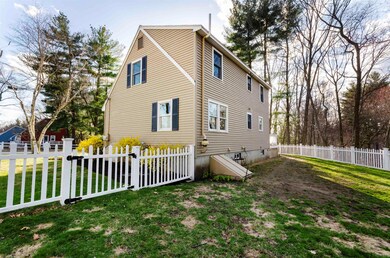 29 Hazel Ave, Nashua, NH 03062 - photo 3