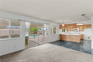 20425 Tobira Ln, Riverside, CA 92508 - photo 4