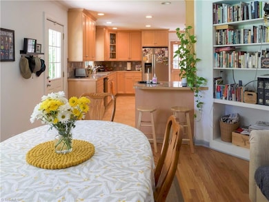 703 Longview St, Greensboro, NC 27403 - photo 5