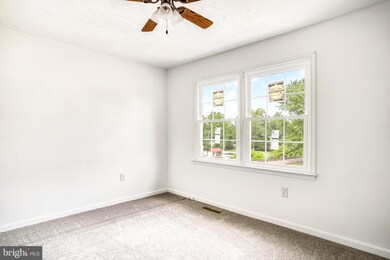 238 E 6th St, Front Royal, VA 22630 - photo 5