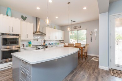 6) KITCHEN