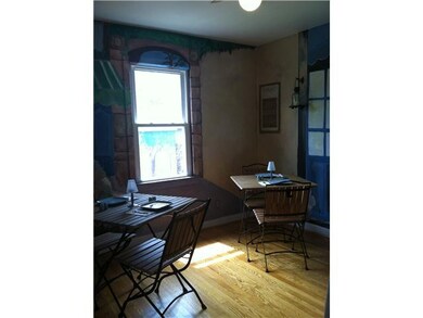 Dining Room Custom caf? mural