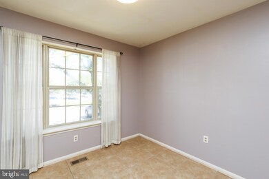 4640 Mews Dr, Owings Mills, MD 21117 - photo 5