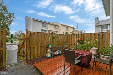 8646 Village Square Dr unit 13, Alexandria, VA 22309 - photo 5