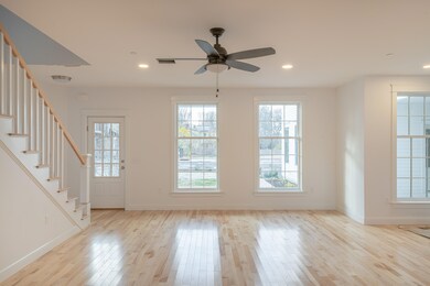 149 E Main St unit 10, Yarmouth, ME 04096 - photo 6