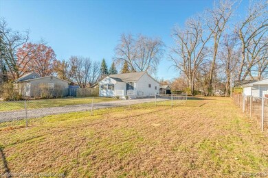 4510 S John Hix Rd, Wayne, MI 48184 - photo 5