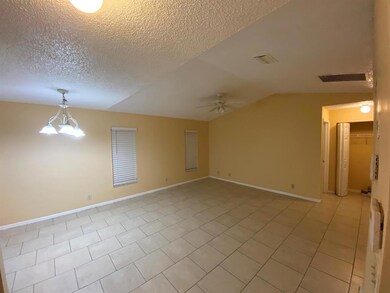3_living-room