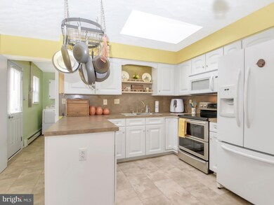 166 Main St, Red Hill, PA 18076 - photo 5