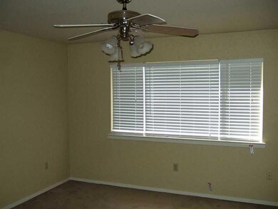 313 Holmes Dr, Slidell, LA 70460 - photo 4