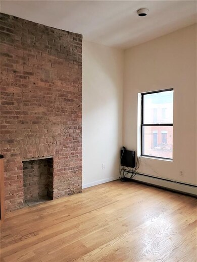 350 Varick St unit 4, Jersey City, NJ 07302 - photo 2