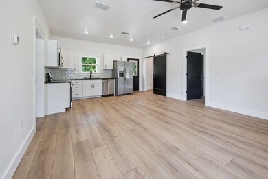 872 SW Second Ave, Trenton, FL 32693 - photo 7