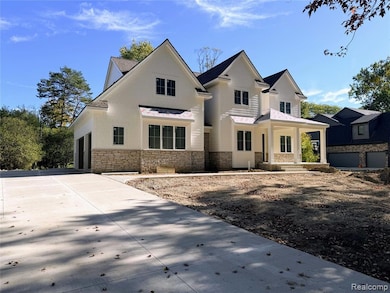 2802 Heathfield Rd, Bloomfield Hills, MI 48301 - photo 2