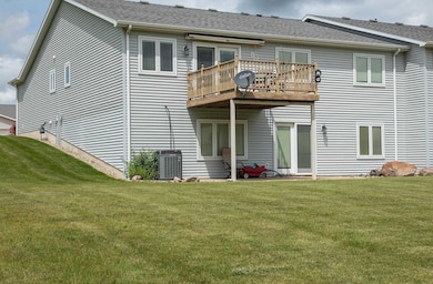 2419 Carstensen Dr, Waverly, IA 50677 - photo 3