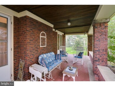 425 S Main St, Hightstown, NJ 08520 - photo 2