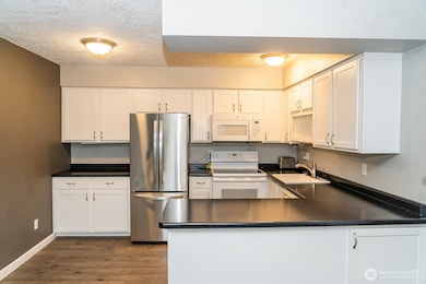 2005 Tibbetts Dr unit 305, Longview, WA 98632 - photo 7