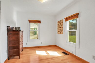 52721 Marks St, South Bend, IN 46637 - photo 6